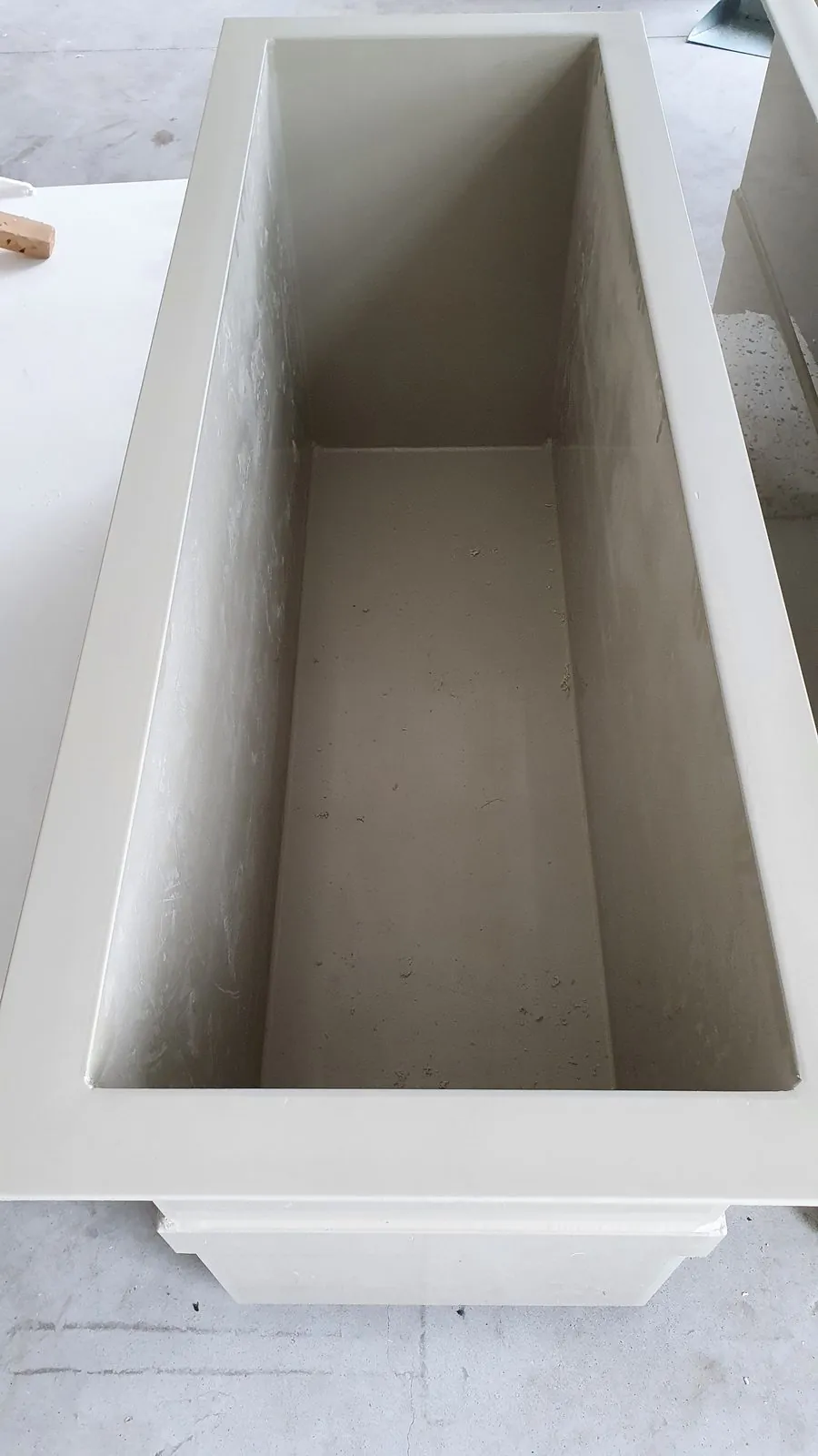 Pikk hall plastvann, vaade ülevalt